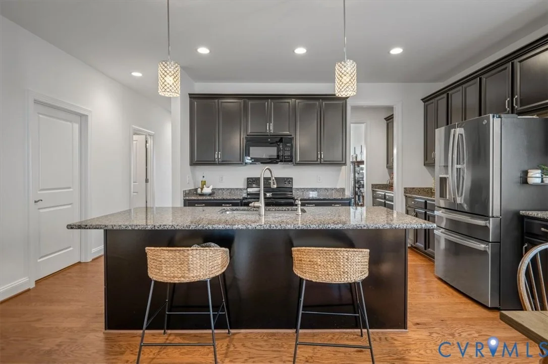 Photo of 215 Lauradell Road