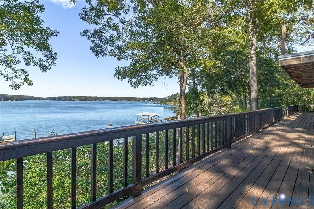 Photo of 1718 Mariners Woods Drive