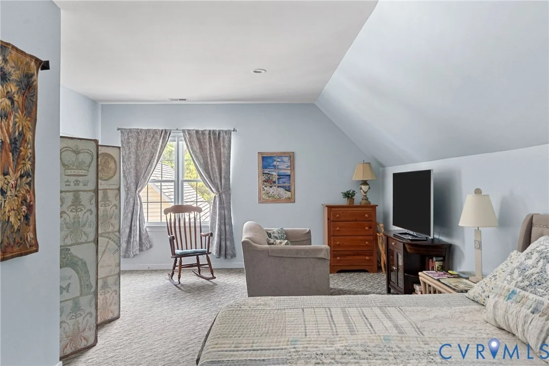 Photo of 935 Ring Farm Road