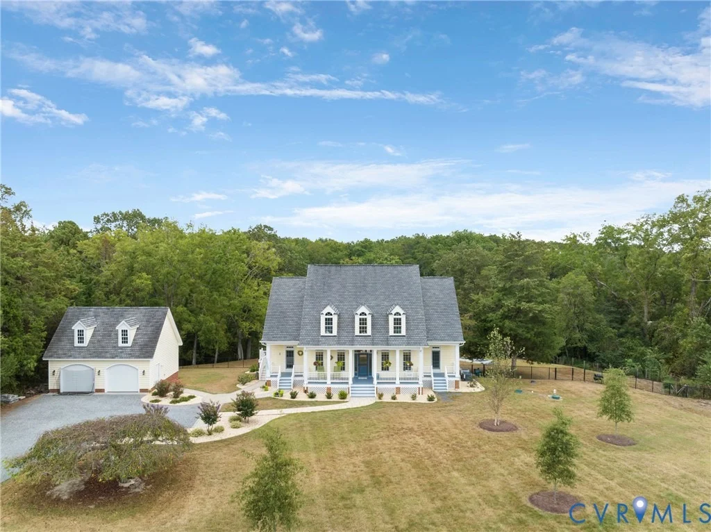 Photo of 935 Ring Farm Road