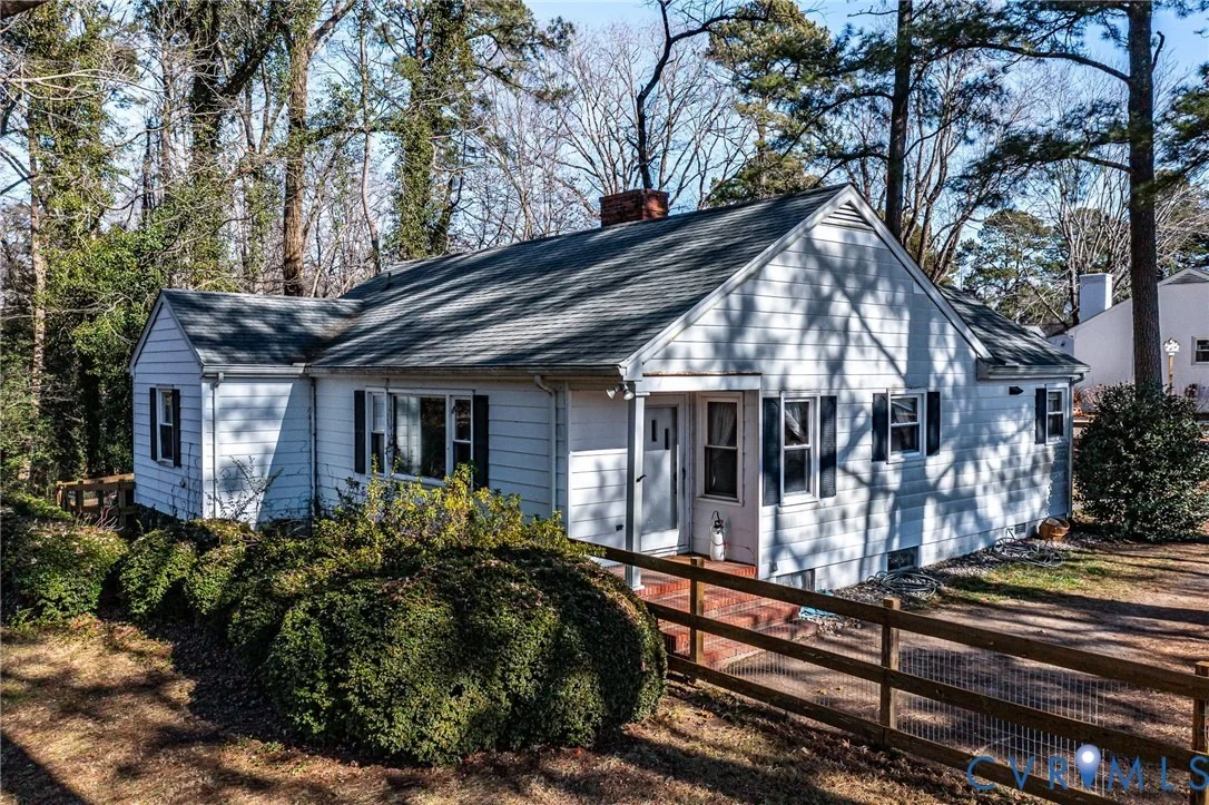 Photo of 15 Clark Lane