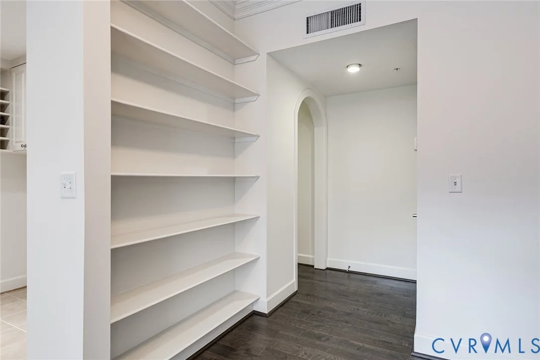 Photo of Unit 3D at 413 Stuart Circle