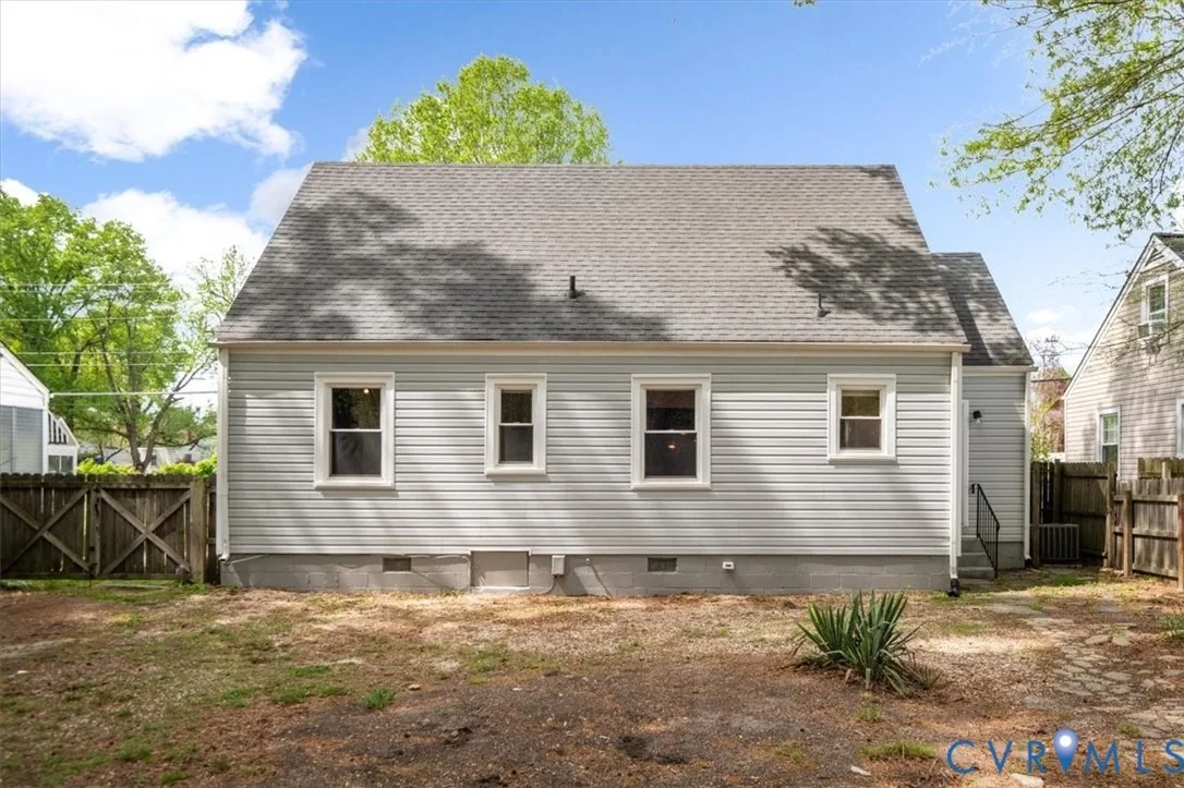Photo of 6805 Hermitage Road