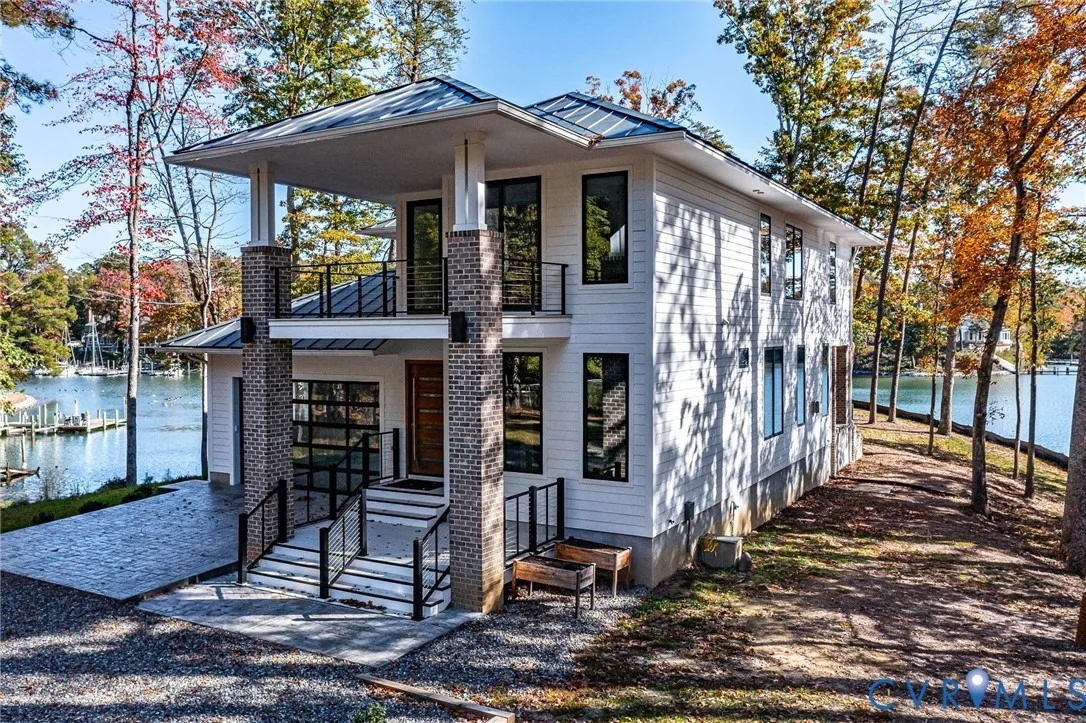 Photo of 212A Gordon Drive