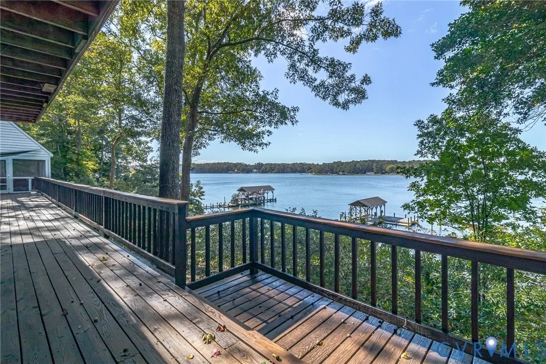 Photo of 1718 Mariners Woods Drive