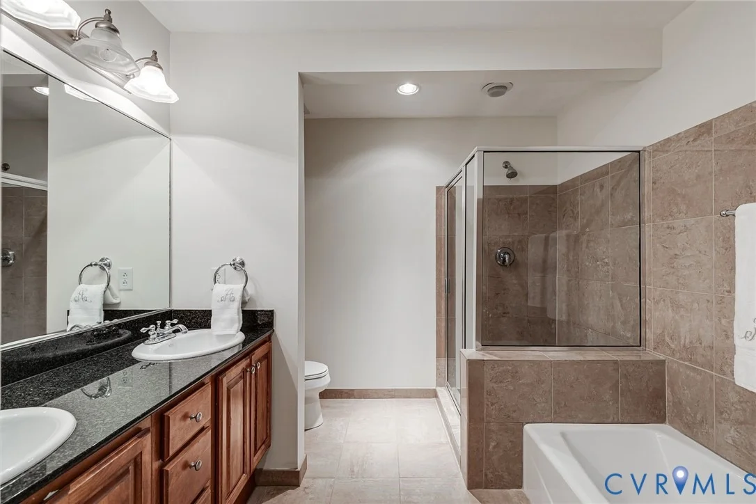 Photo of Unit 3D at 413 Stuart Circle