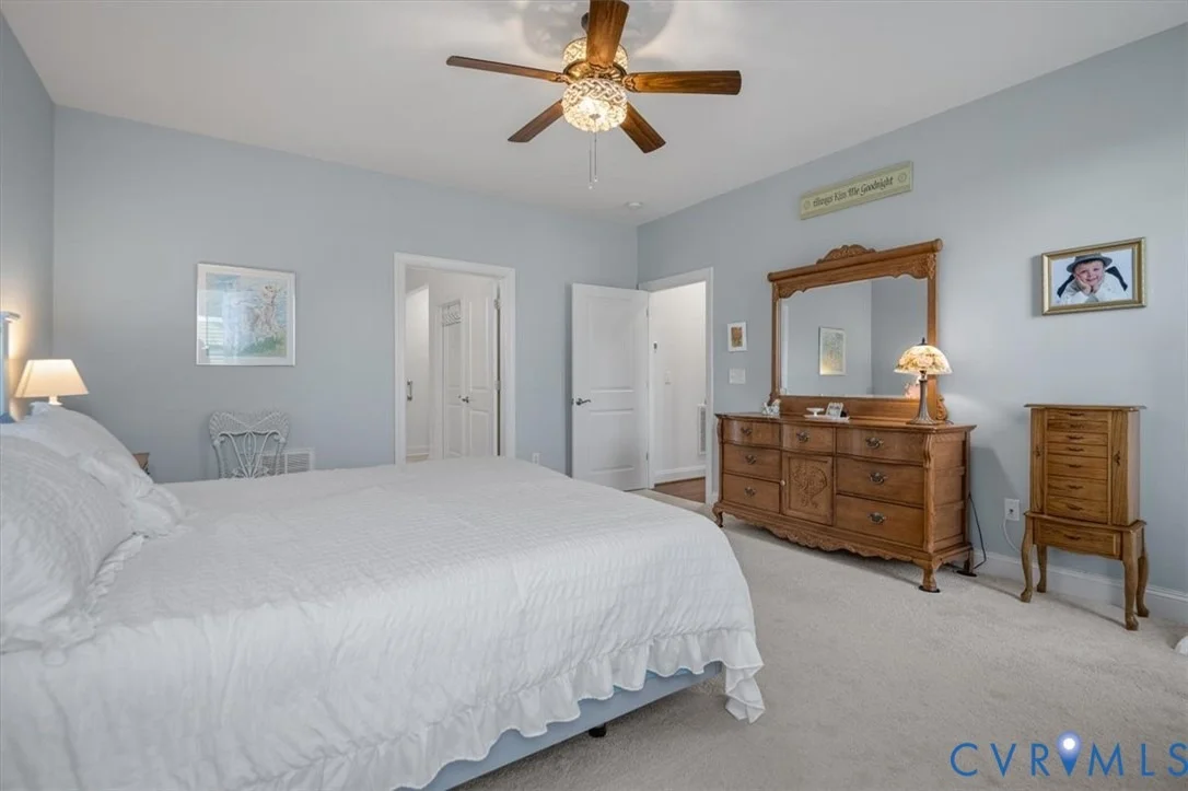 Photo of 215 Lauradell Road
