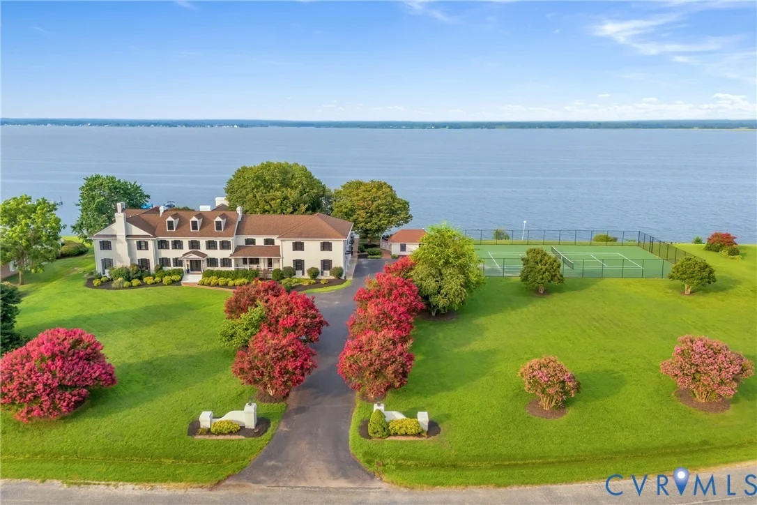 Photo of 467 Daingerfield Road