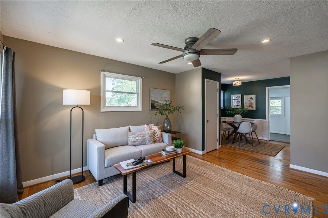Photo of 2103 Aeronca Avenue