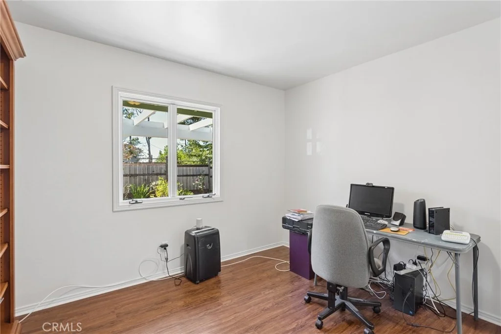 Photo of 2410 Langton