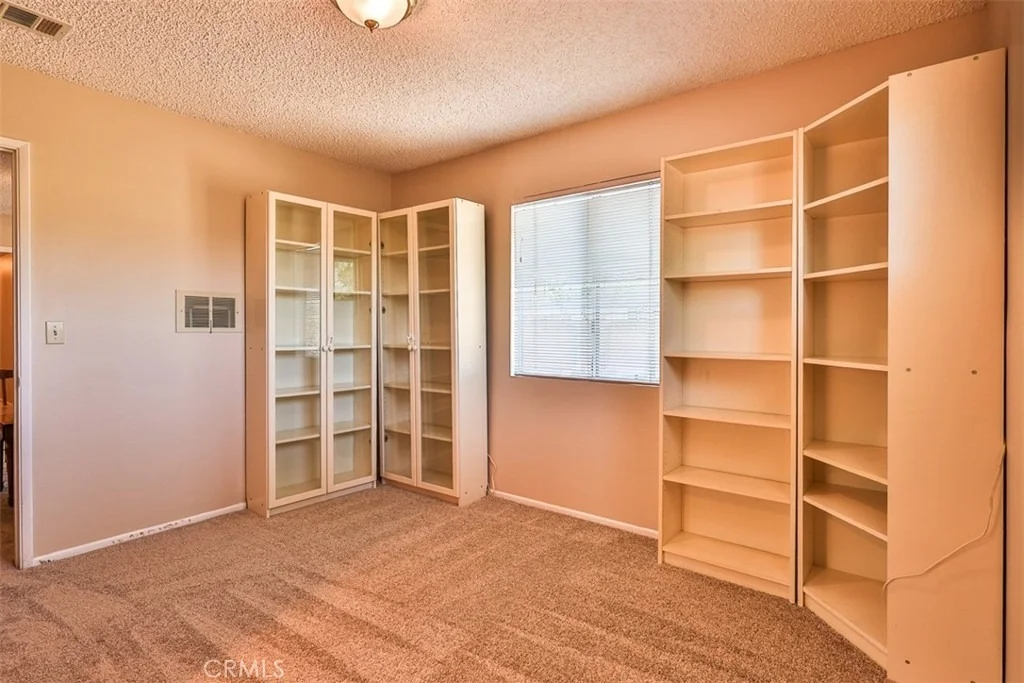 Photo of 1013 N Cummings Road