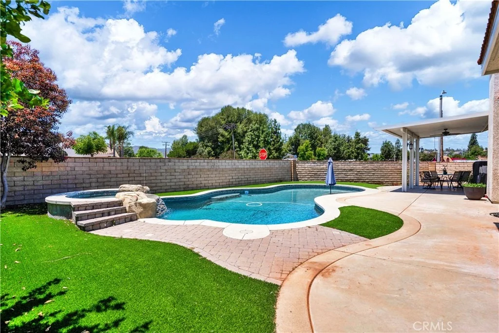 Photo of 24007 Jonquil