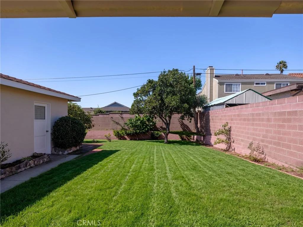 Photo of 1731 Iris Avenue