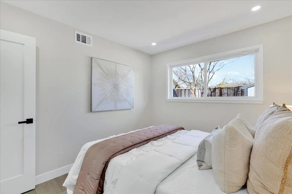 Photo of 4989 Vanderbilt Drive