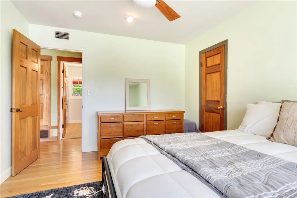 Photo of 2886 Mcallister