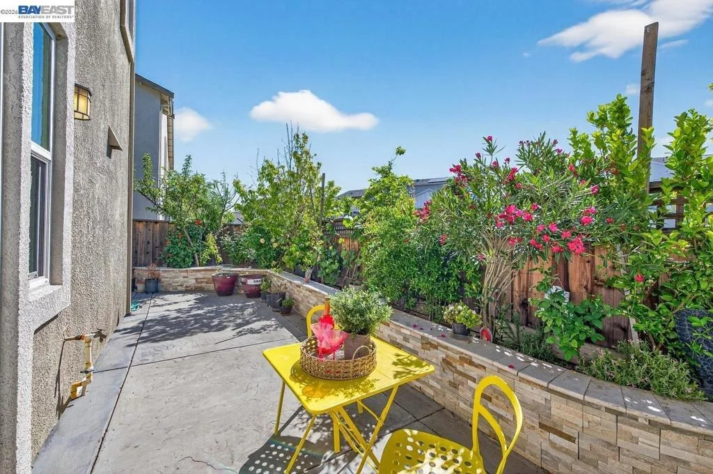 Photo of 4176 Healdsburg Way