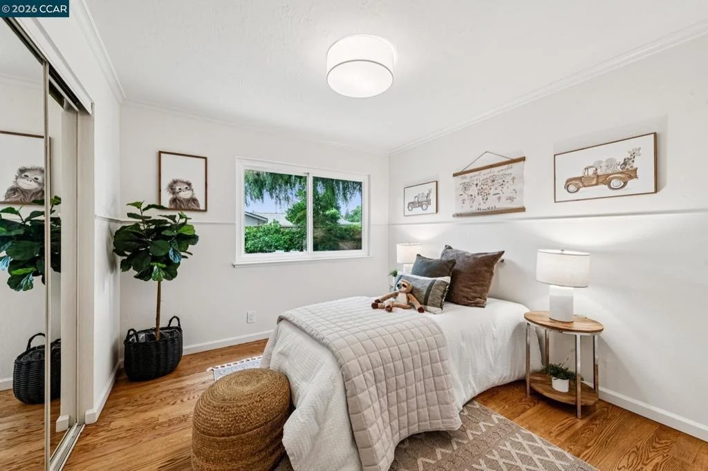 Photo of 1544 Saint Helena Drive