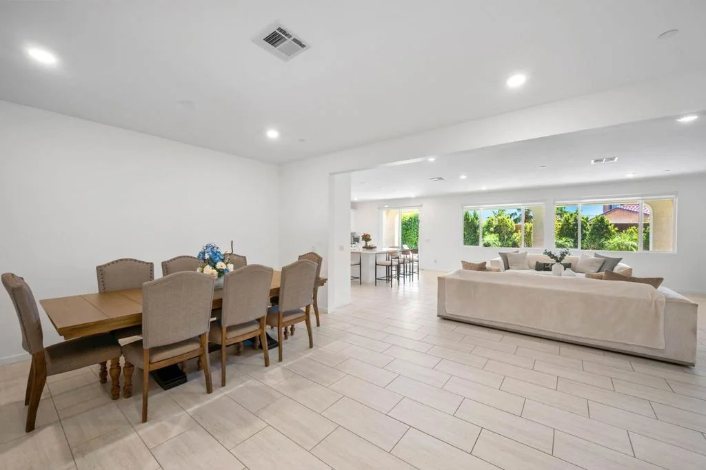 Photo of 40166 Vivaldi Court
