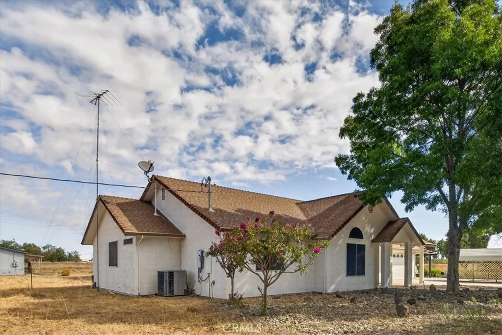 Photo of 6838 County Road 18