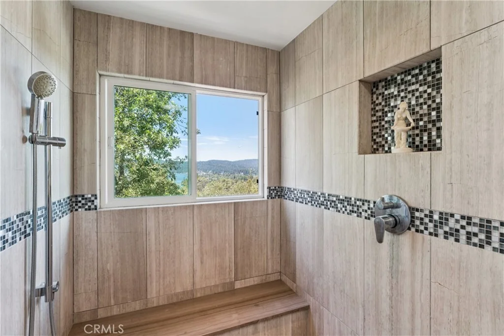 Photo of 1298 Yellowstone Drive