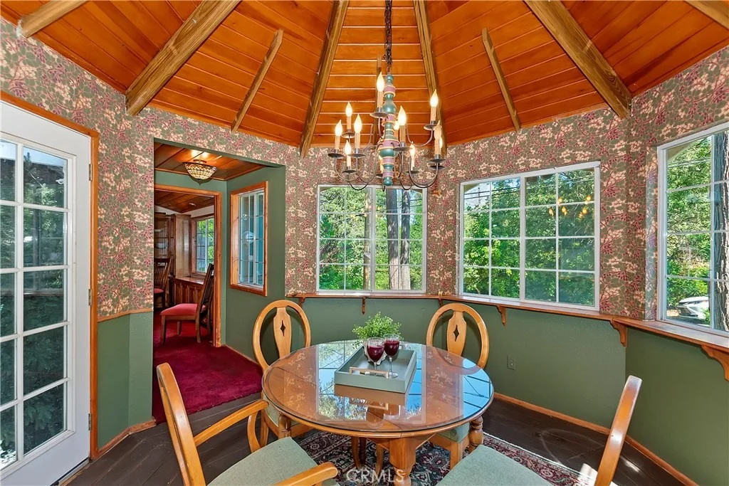 Photo of 23280 Brookside Road