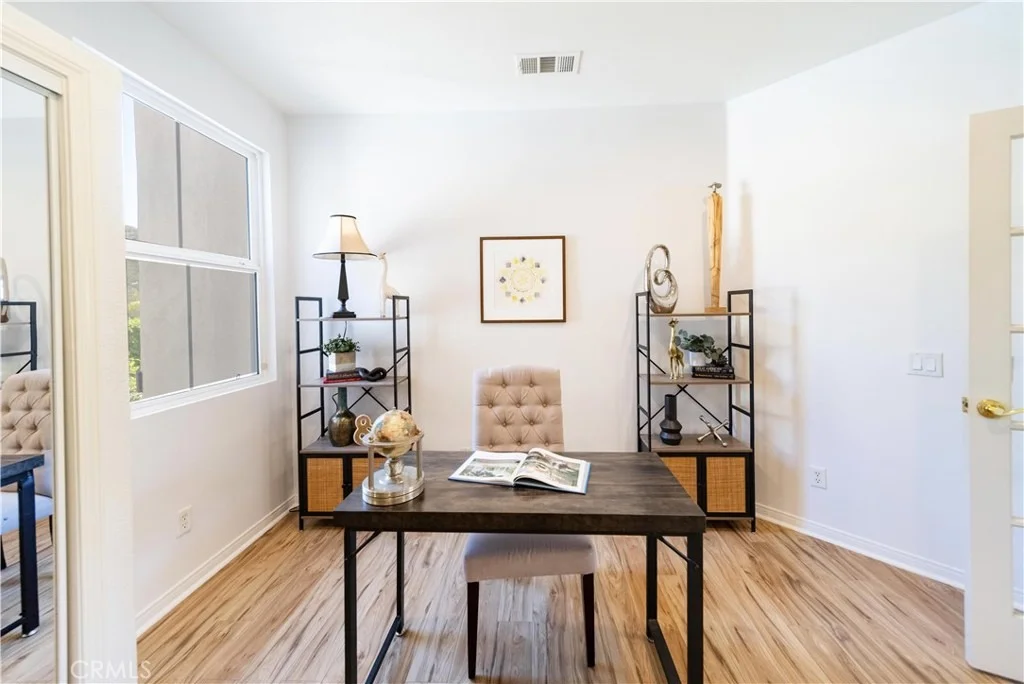 Photo of 35495 Sumac