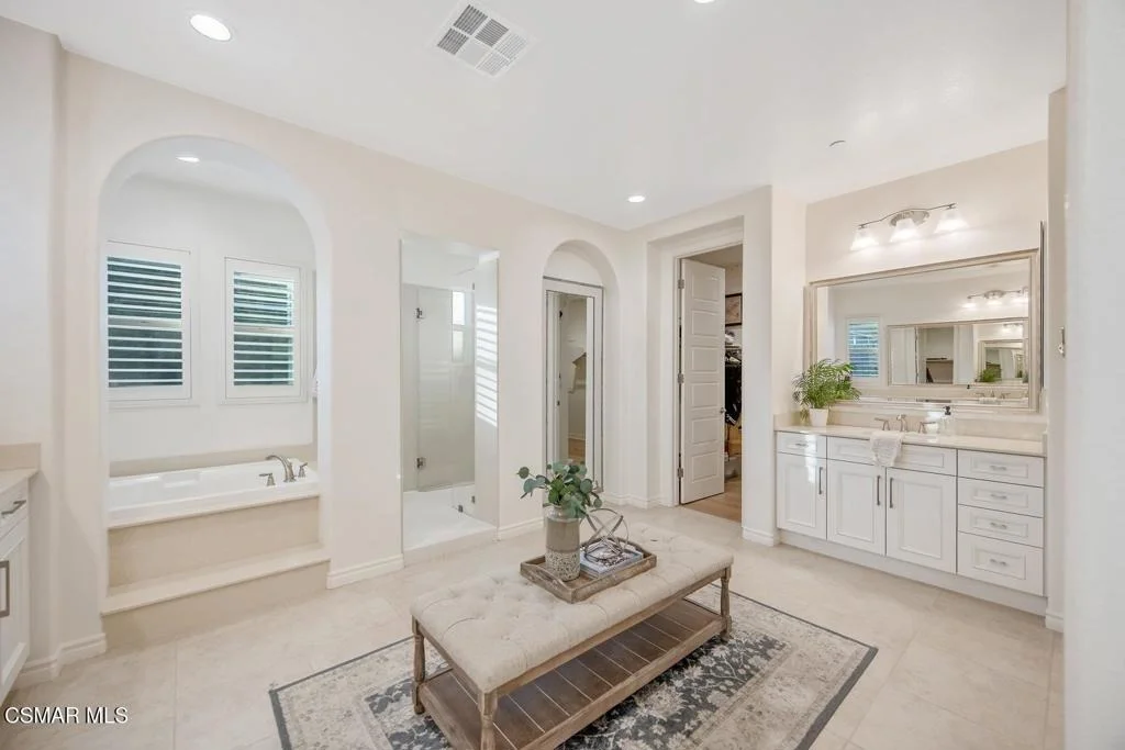 Photo of 6845 Shadow Wood Drive