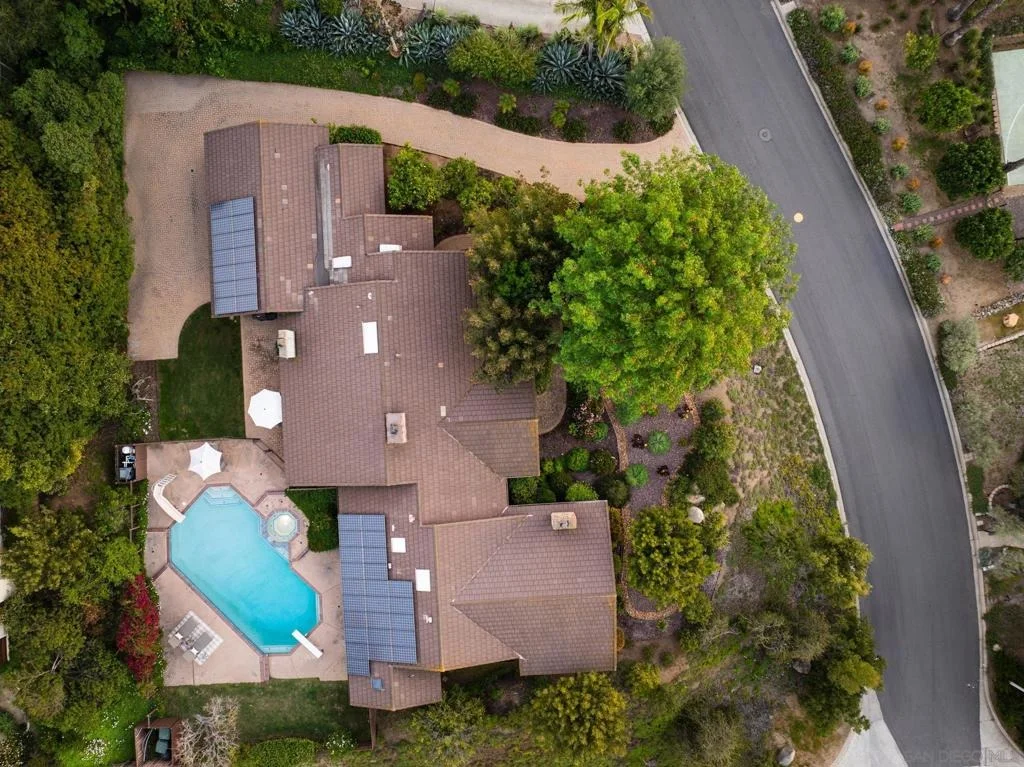 Photo of 15943 Ranch Hollow Rd