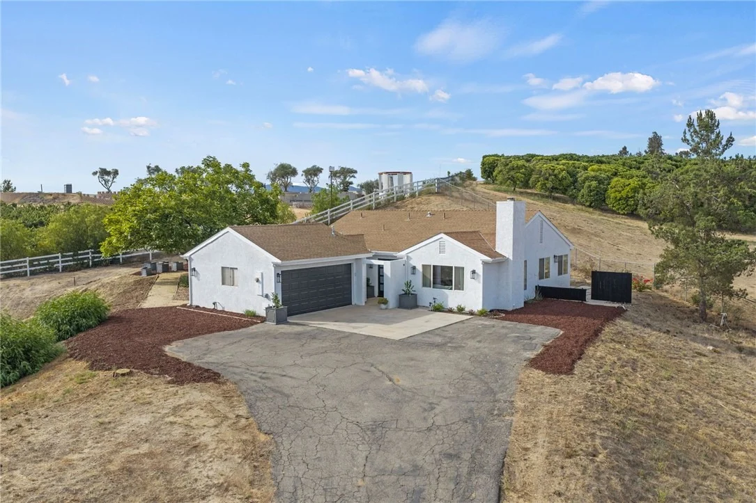 Photo of 40752 Los Amantes Road