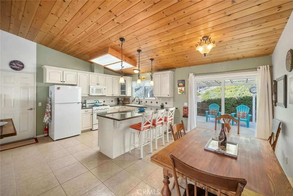 Photo of 7170 Iverson