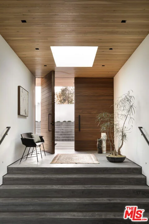 Photo of 6708 Wildlife Road