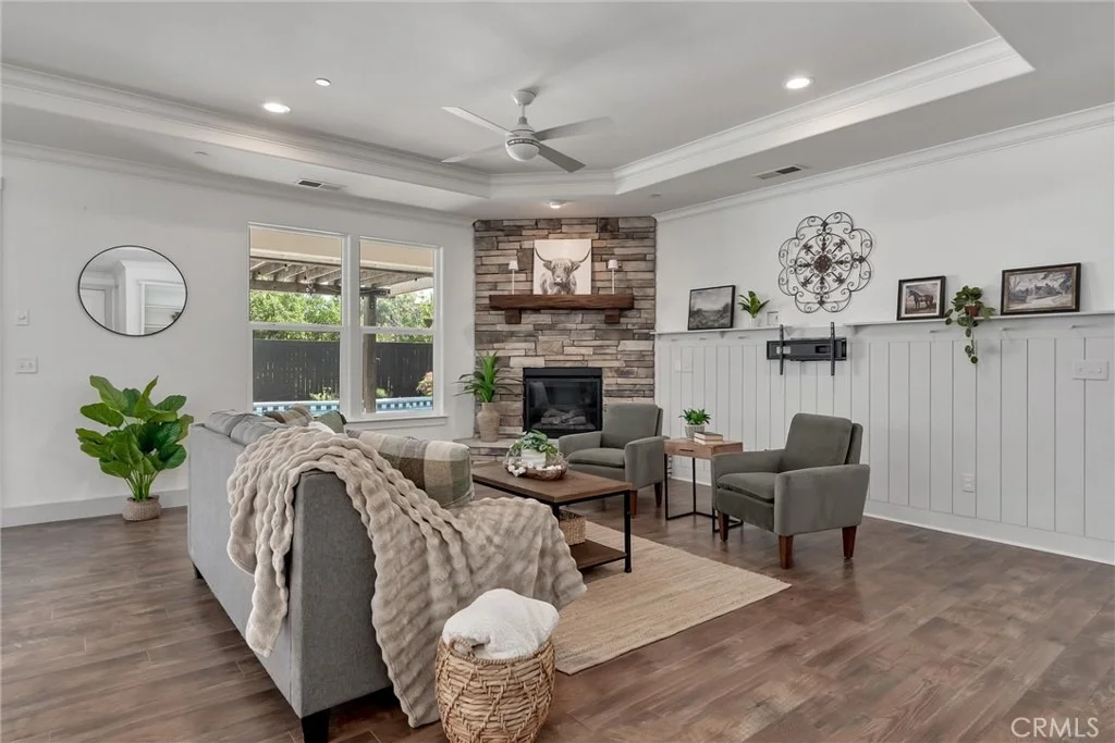 Photo of 1941 Waxwing Way