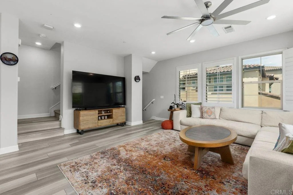 Photo of Unit 1 at 4374 Nautilus Way