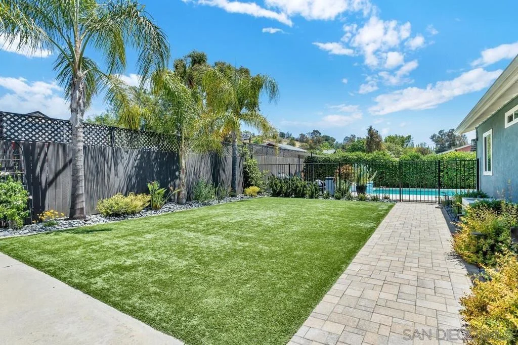 Photo of 1852 EL CAJON LN.