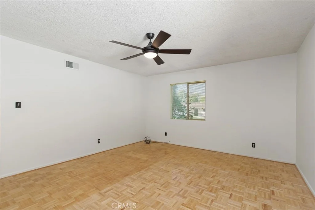 Photo of 4044 Mt Vernon Avenue