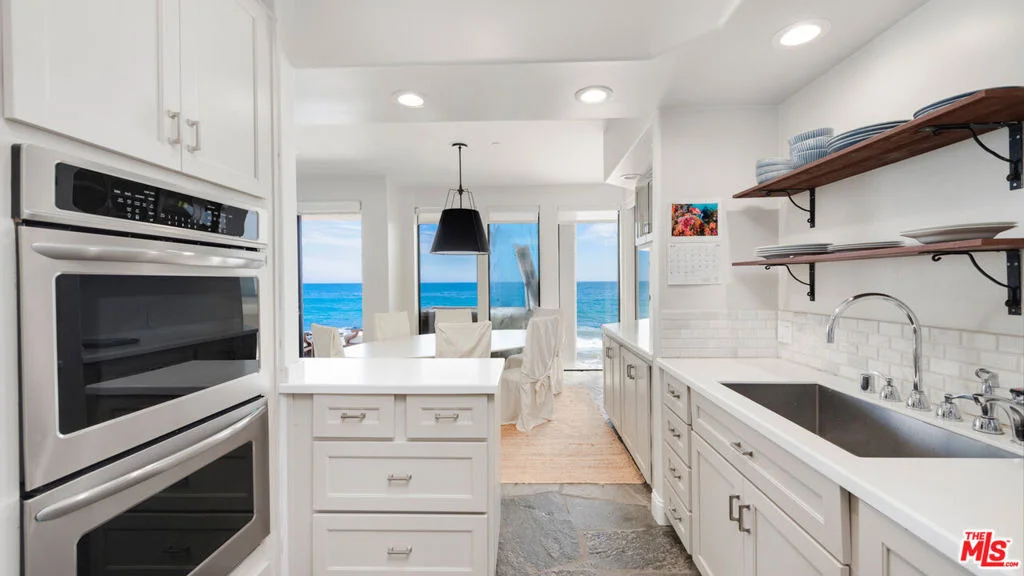 Photo of 25252 Malibu Road