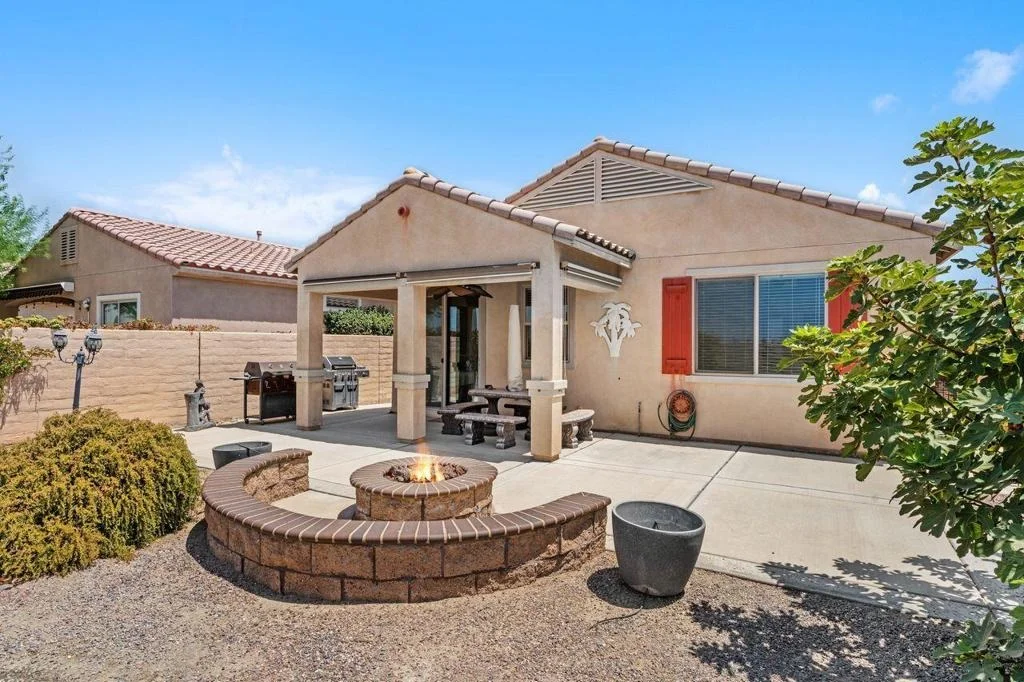 Photo of 41563 Calle Pampas