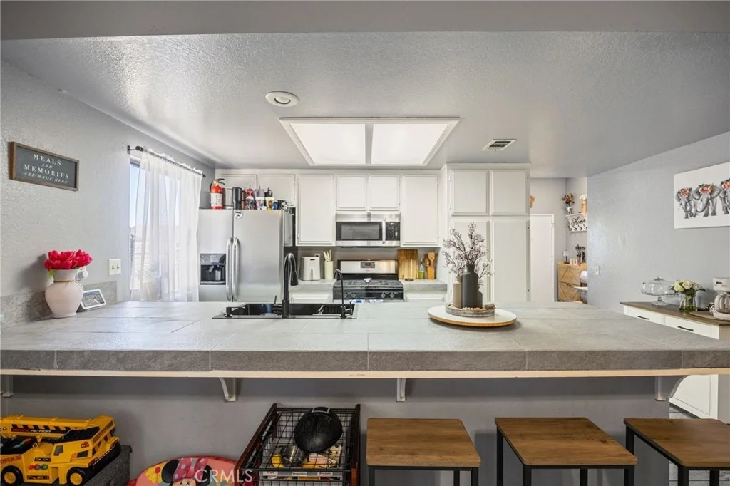 Photo of 37947 Janus Drive