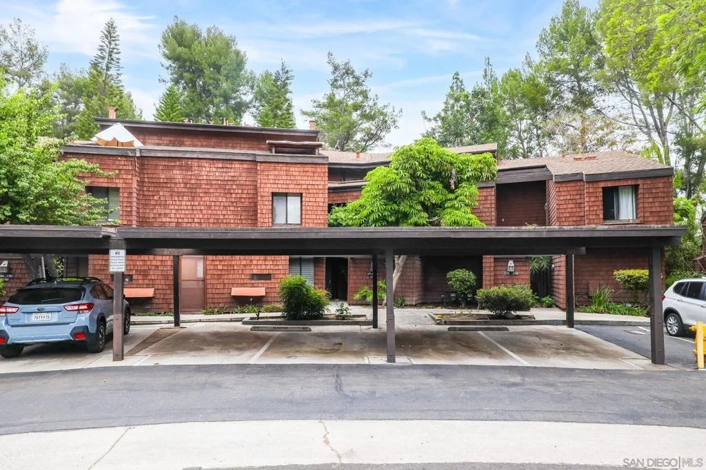 Photo of 2776 Pine Creek Cir