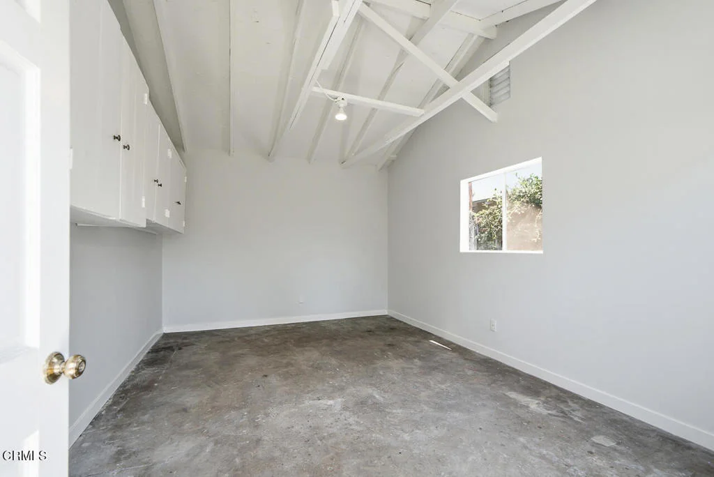 Photo of 1010 Roxbury Drive