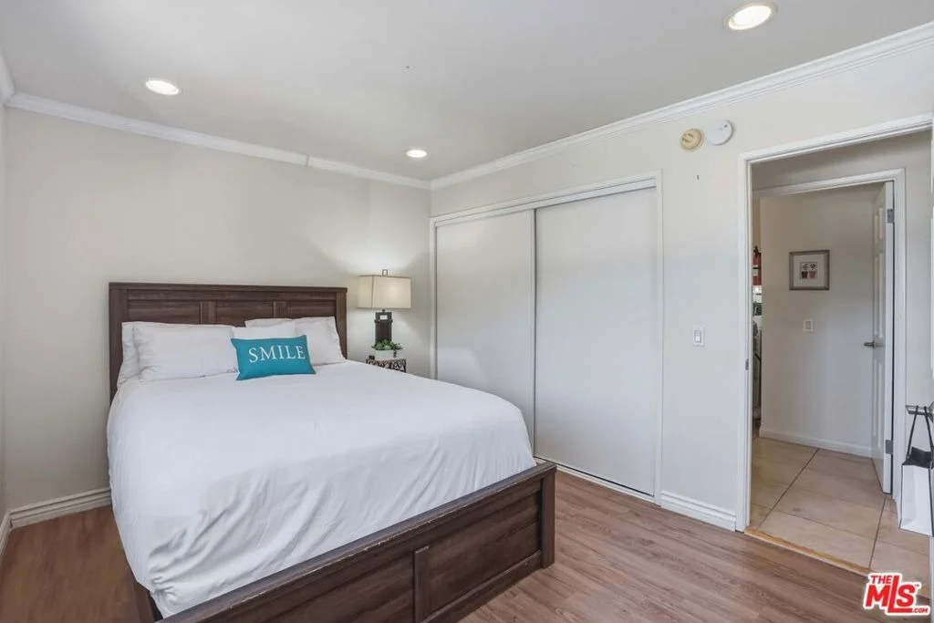 Photo of 2965 Seabreeze Drive