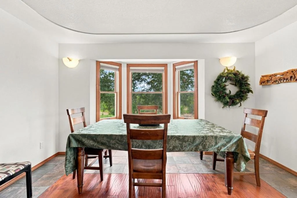 Photo of 19177 Hollow Lane