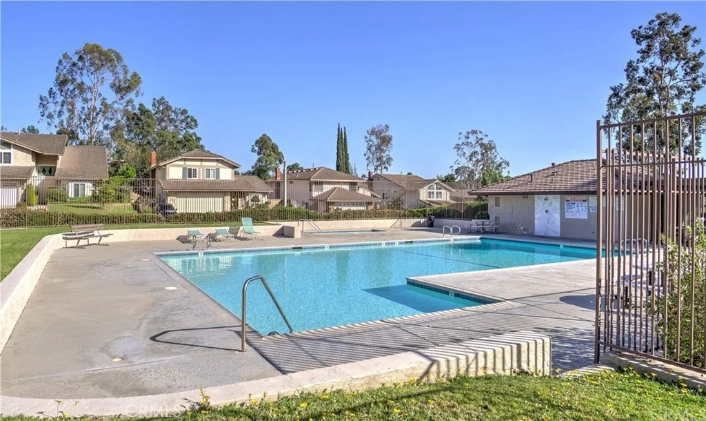 Photo of 2047 Seaview Drive