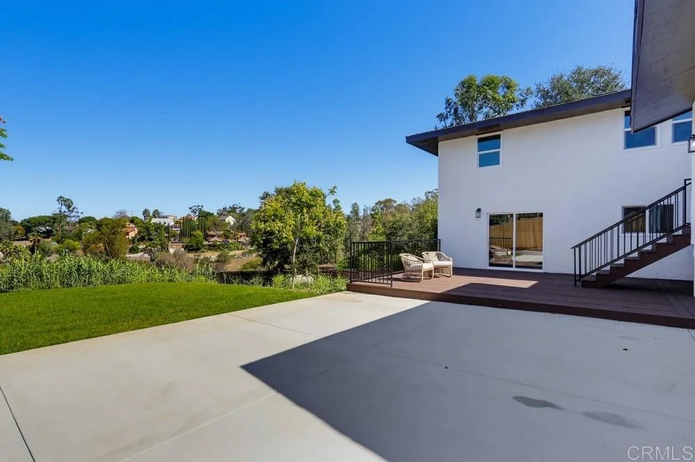 Photo of 930 Miramar Drive