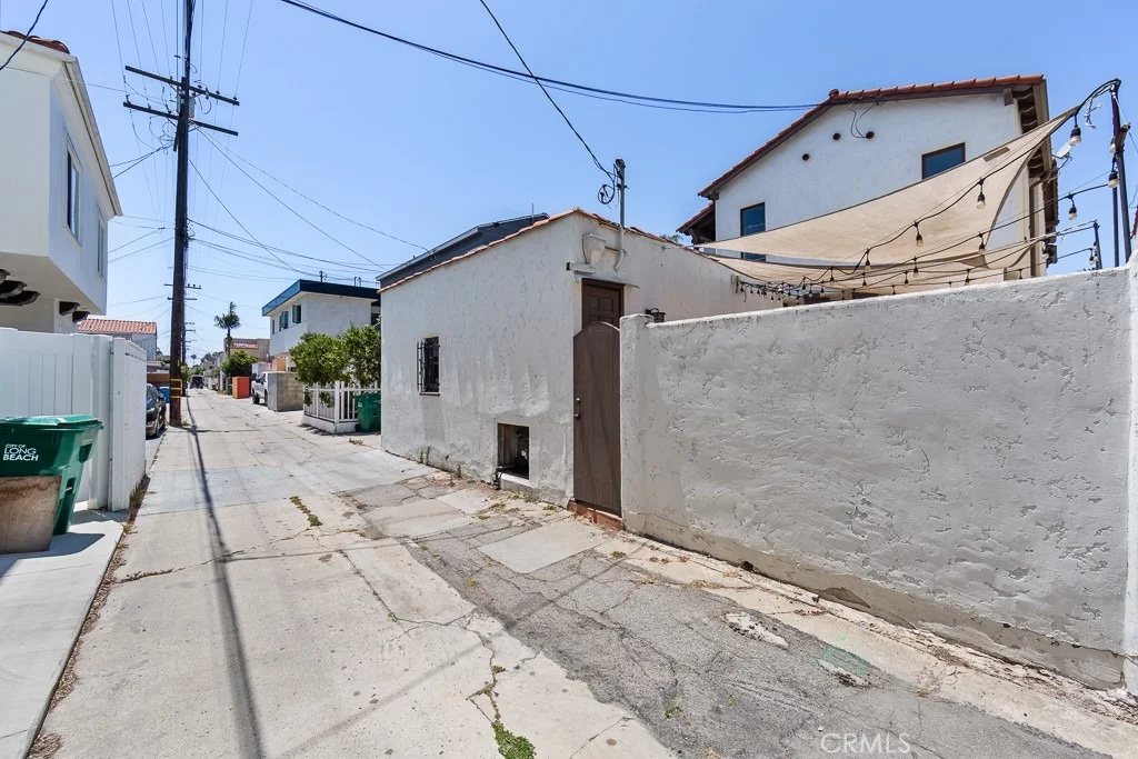 Photo of 170 Saint Joseph