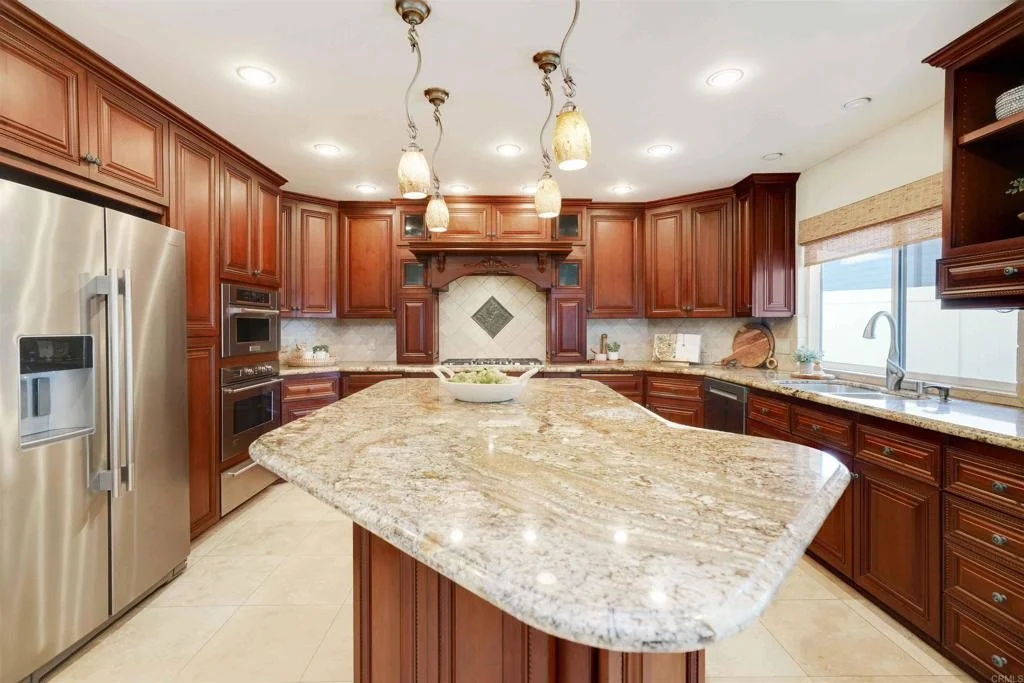 Photo of 2438 Ocean Street