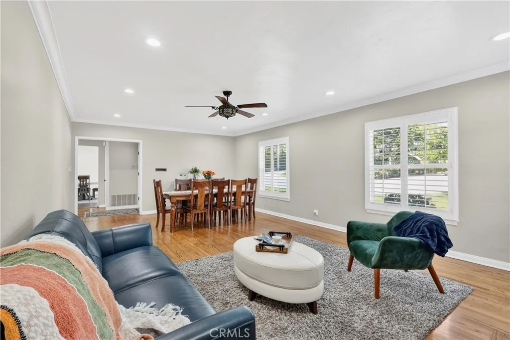 Photo of 10912 La Mirada Blvd
