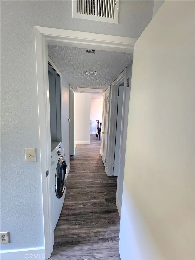 Photo of Unit 202 at 1629 Cherry