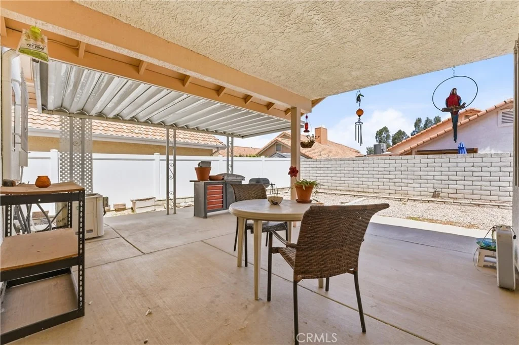 Photo of 2562 Alegre Avenue