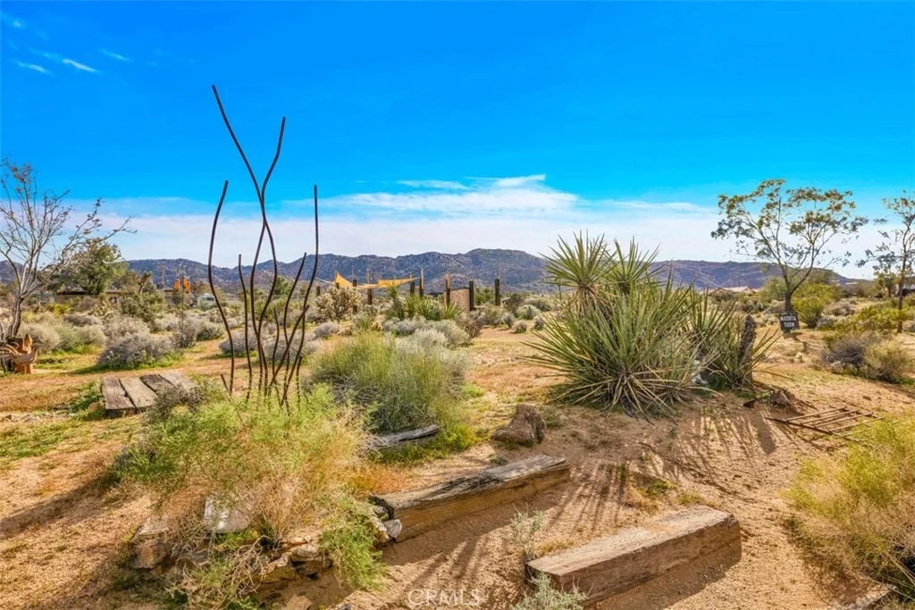Photo of 61481 Latham Trail